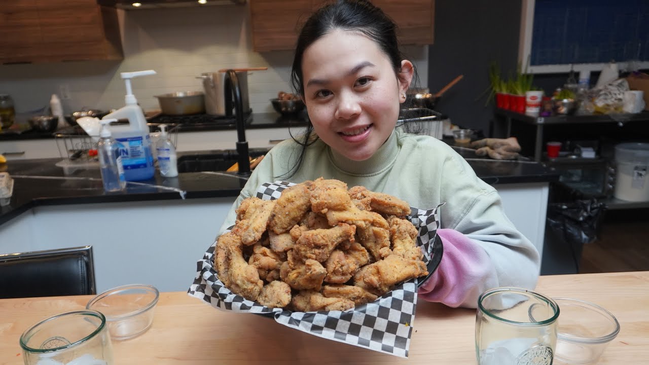 I Cook My WIFE Her Favorite FRIED CHICKEN RECIPE - MUKBANG