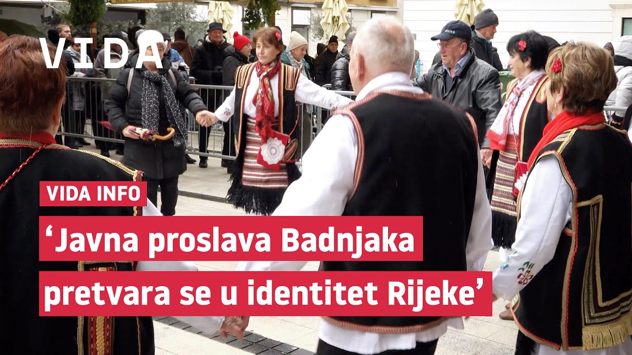 VIDA info - Badnjak u Rijeci uz kolo i pjesmu