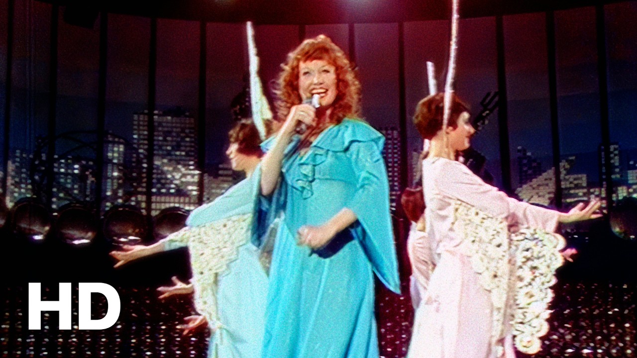 Алла Пугачёва - Посидим, поокаем (Official HD Video) «Ein Kessel Buntes» 1976
