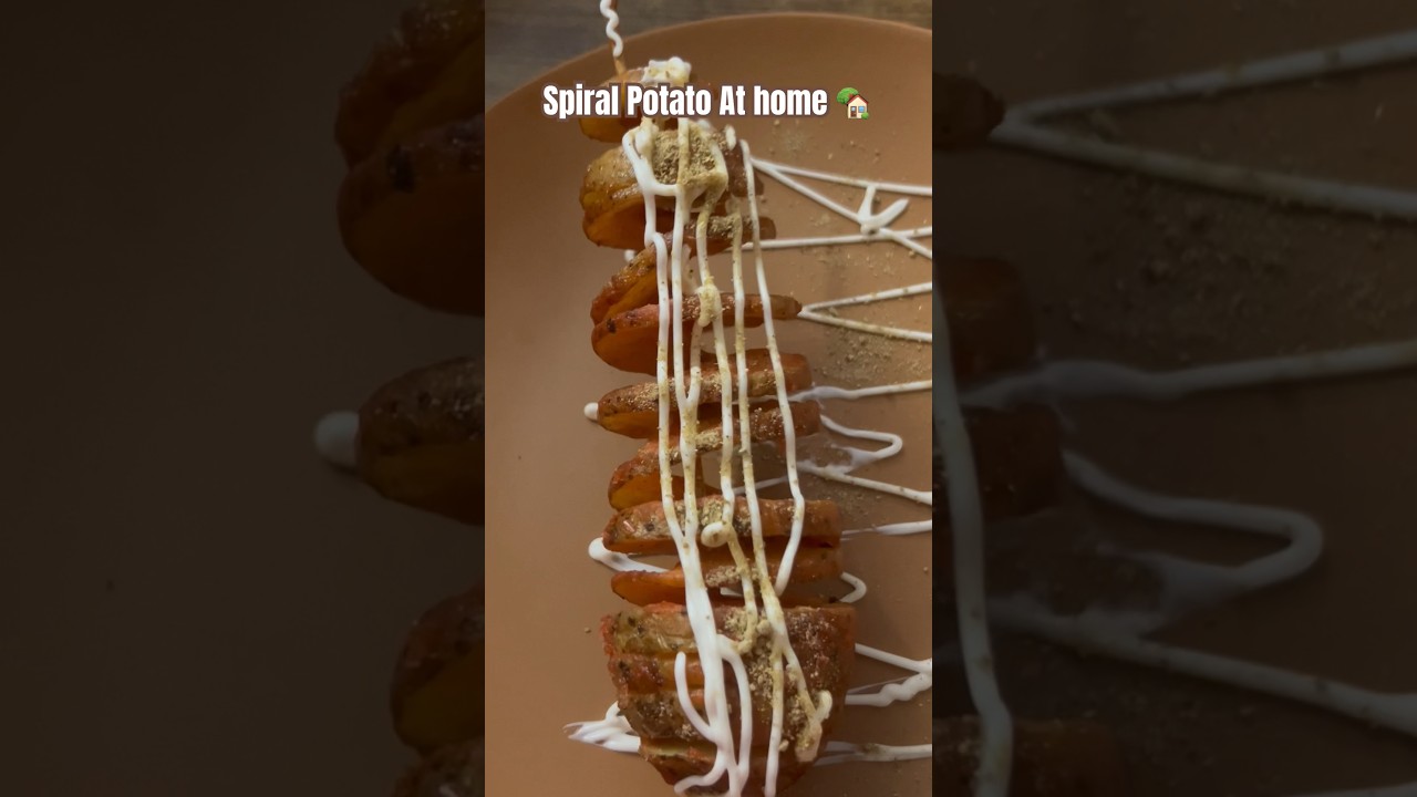 🤩🤩Spiral Potato Bnaya ghr pe || Street style potato se bhi jada tasty 😋😋|| 