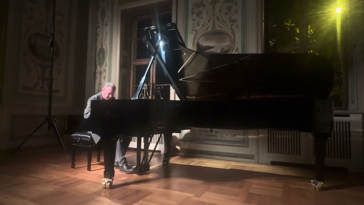 Chris Jarrett's Hommage a Chopin - 