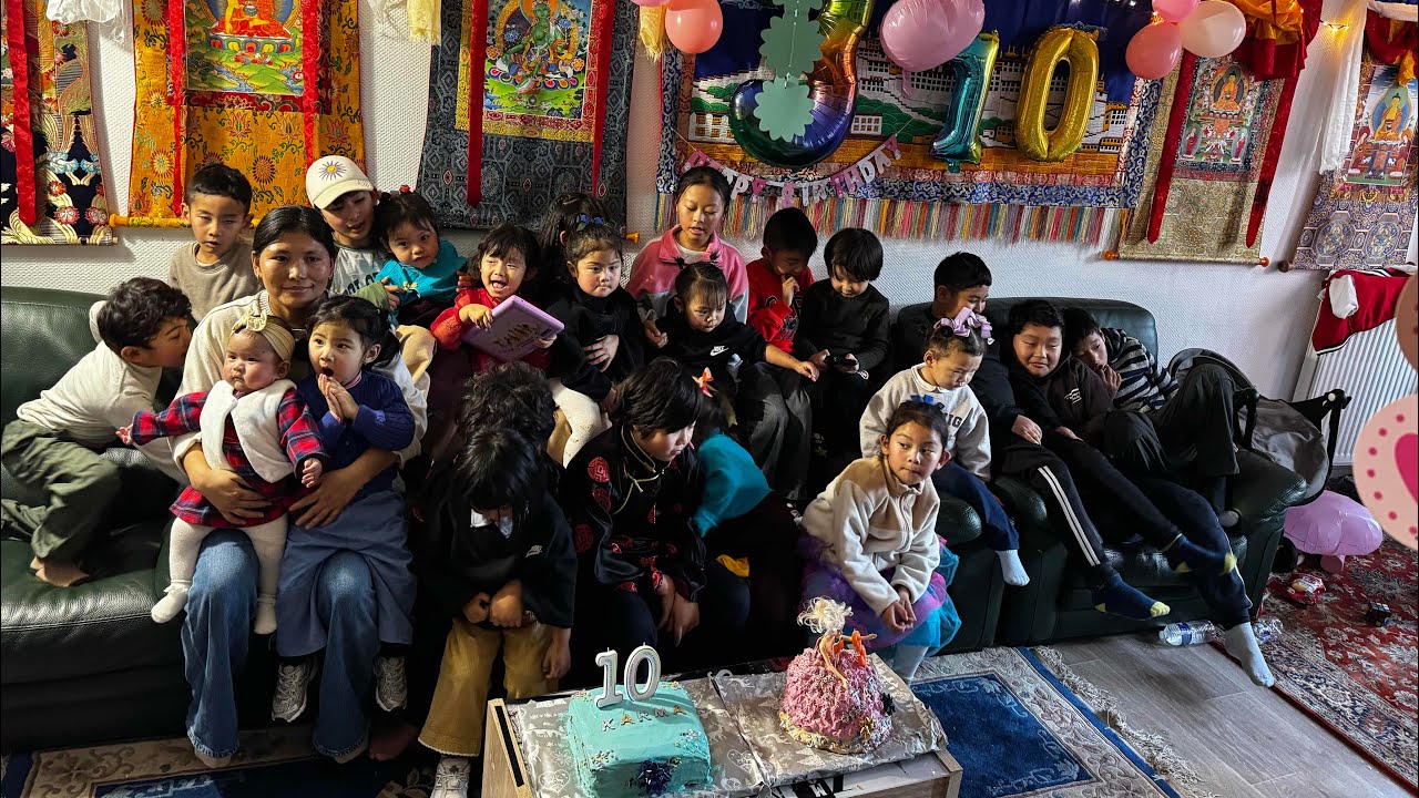 House 🏠 party || birthday party  🎂  #tibetanvlogger #tibetanfood #family 