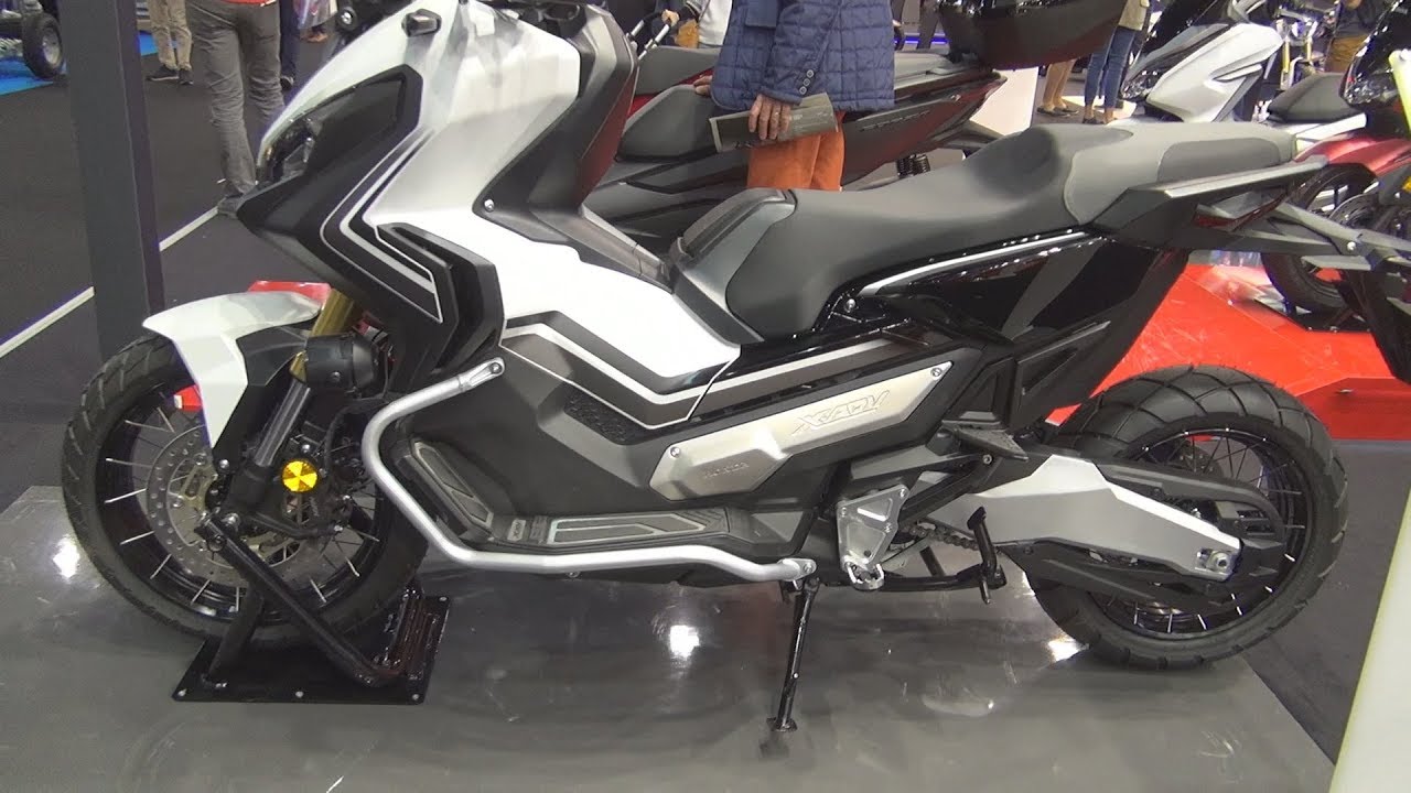 Honda X-ADV Dual CT White Mat (2019) Exterior and Interior
