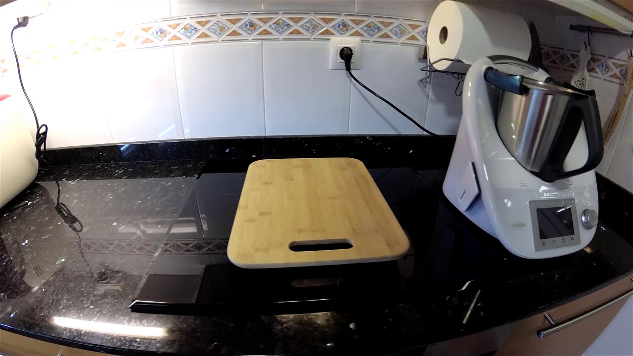 Tabla con ruedas Thermomix