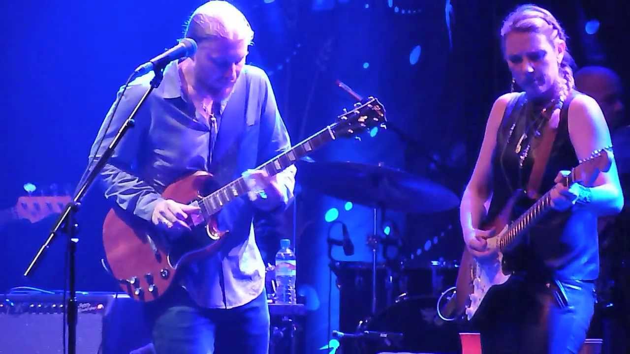 Tedeschi Trucks' @ The Royal Albert' - Angel From Montgomery