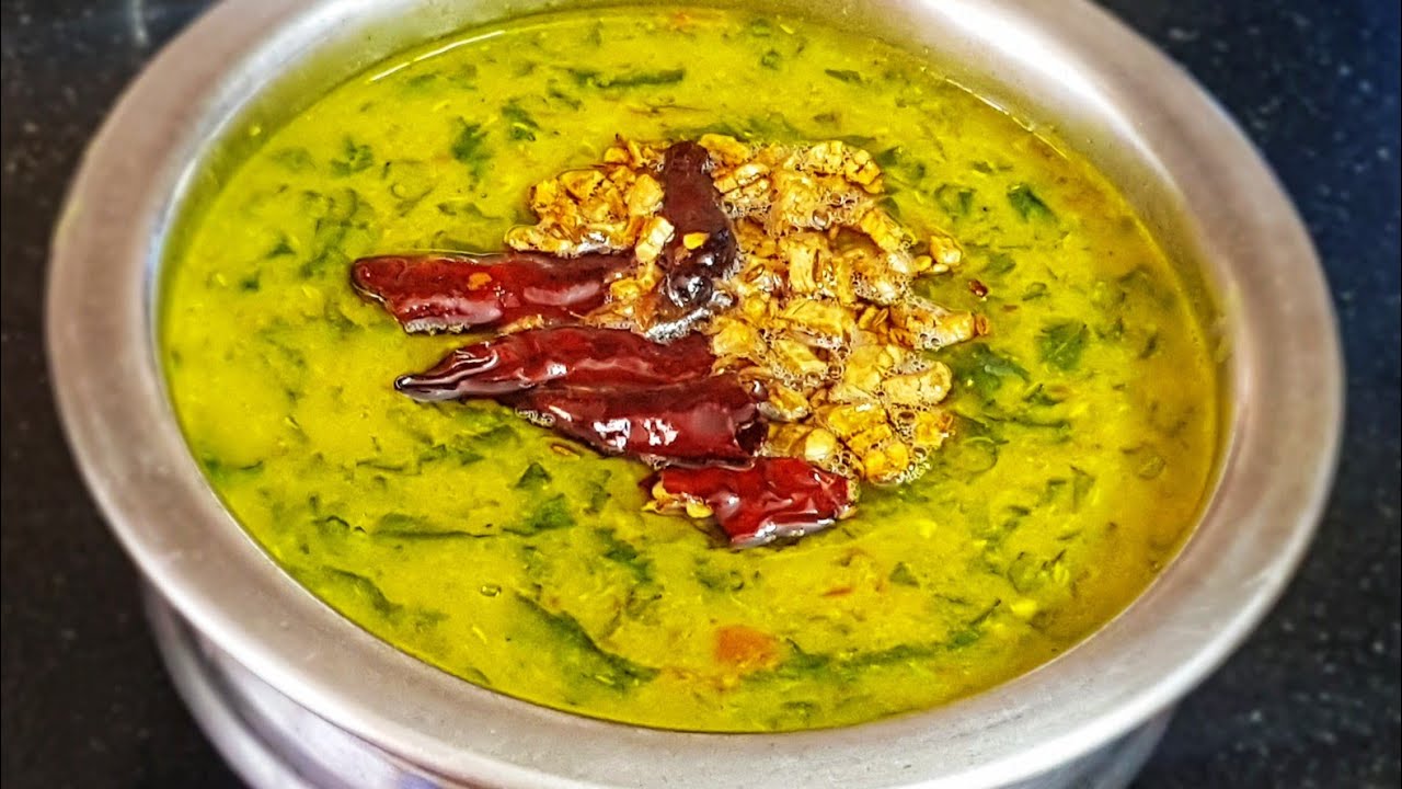 Palak Keerai Pasiparuppu Kadayal | Spinach Moong Dal Recipe For Rice and Roti.