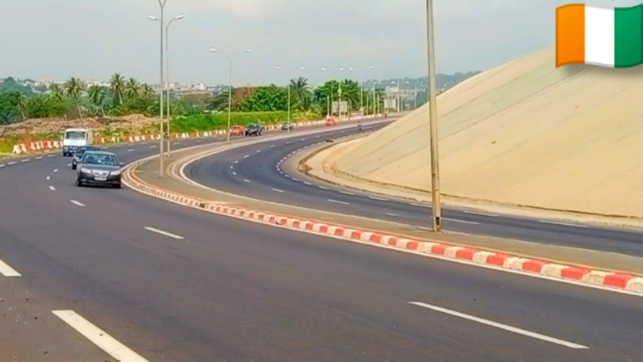 Révision Des Travaux Qui Se Déroulent Sur Le Boulevard De La Paix À Boribana