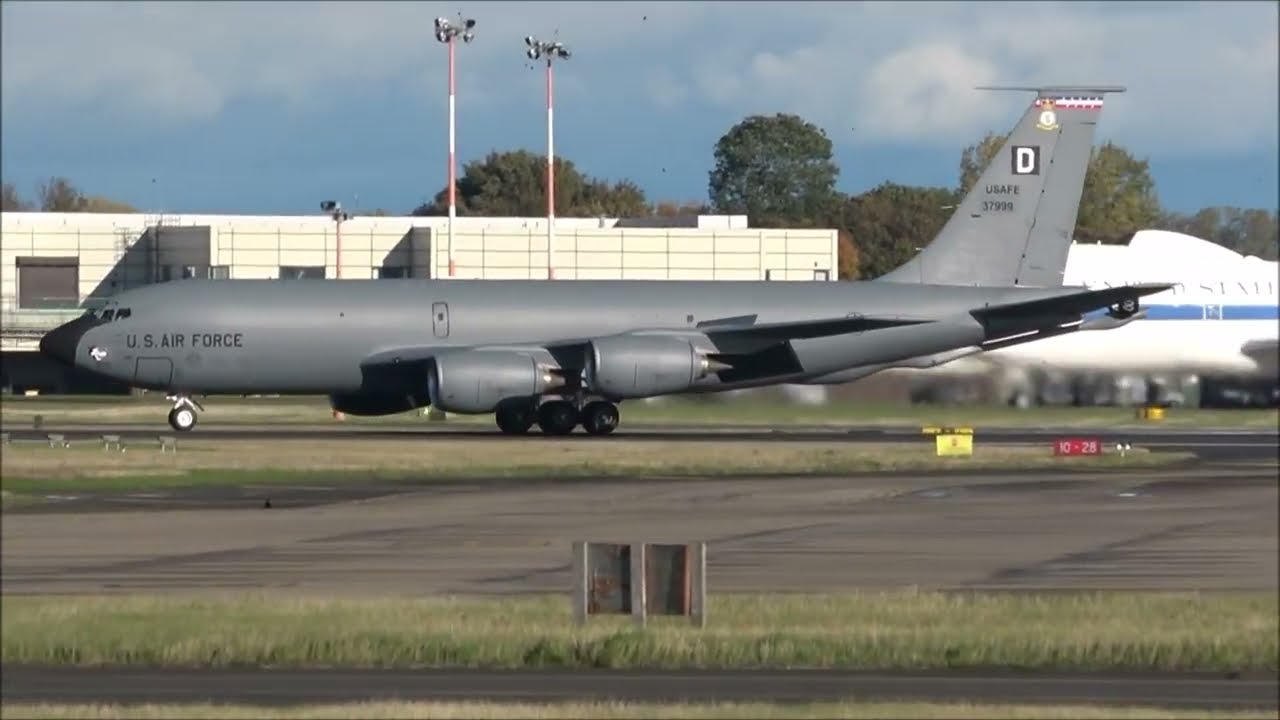 RAF Mildenhall, KC-135s.