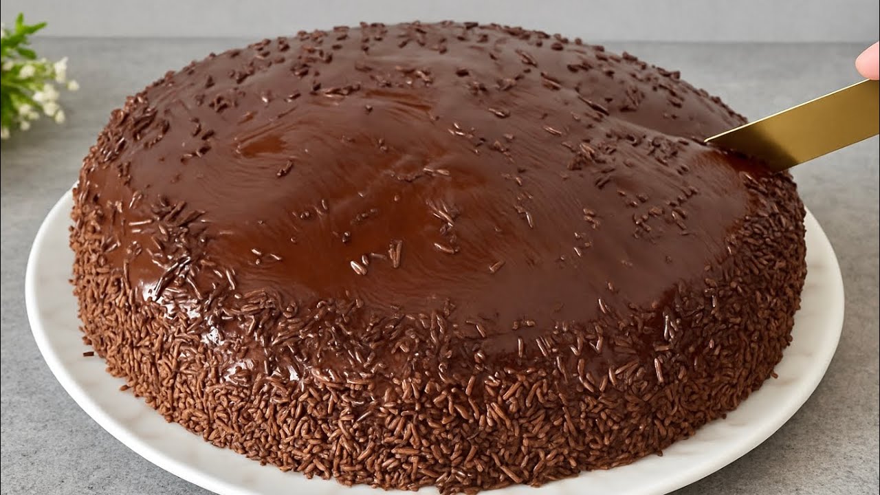 Самый мягкий и вкусный шоколадный рождественский торт!