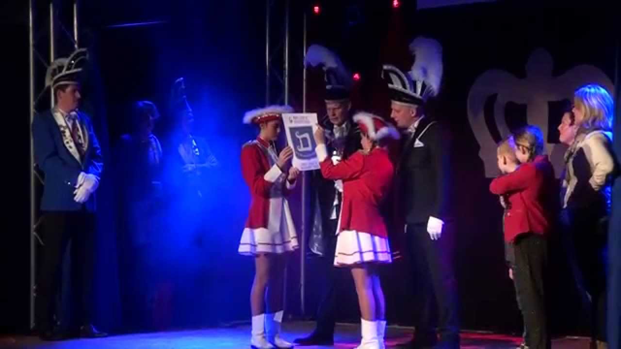 Opkomst Prins & Adjudant - Gala 2015 - C.V. De Doldraejers