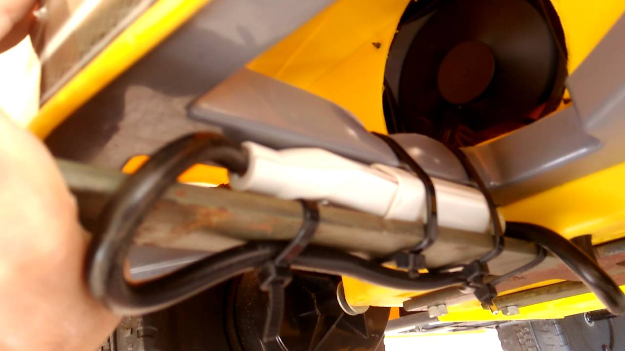 Carrinho a bateria modificada.