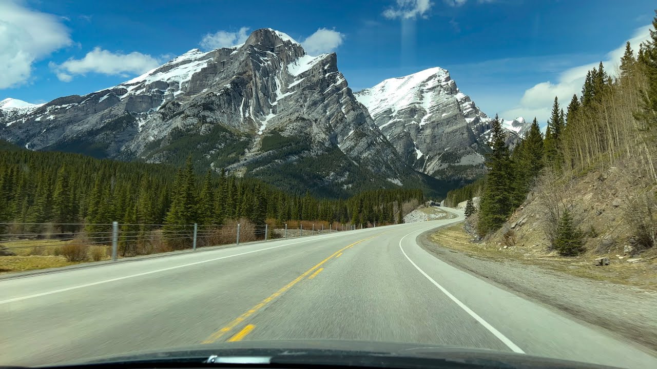 Beautiful Kananaskis Trail (Highway 40) in Alberta - May 2022