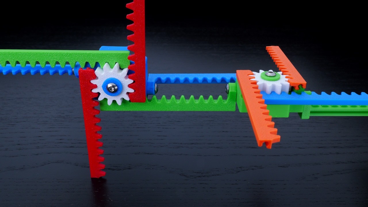Expanding in three dimensions