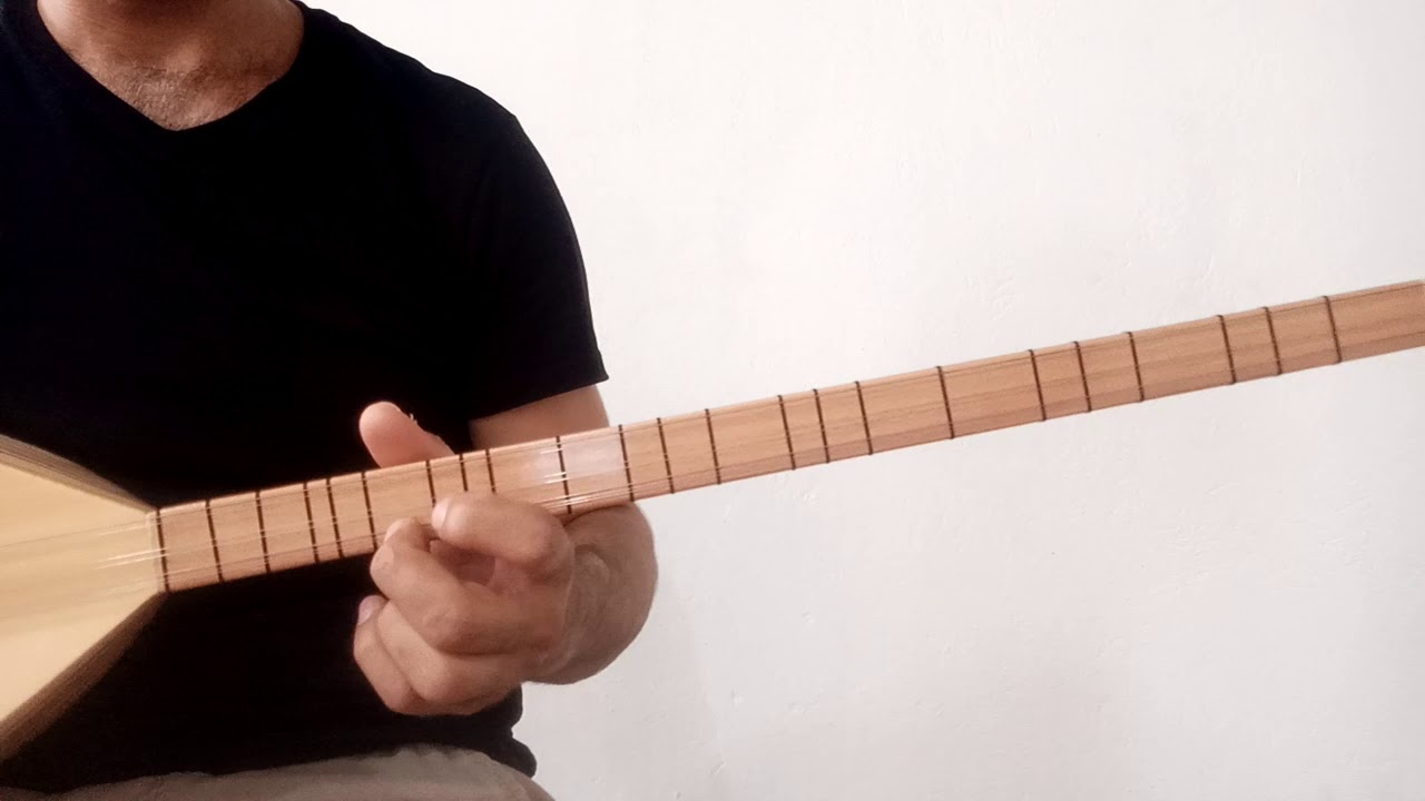 عزف اغنية هوزان سرحد سيبان سيباني خلاتي على الطمبور