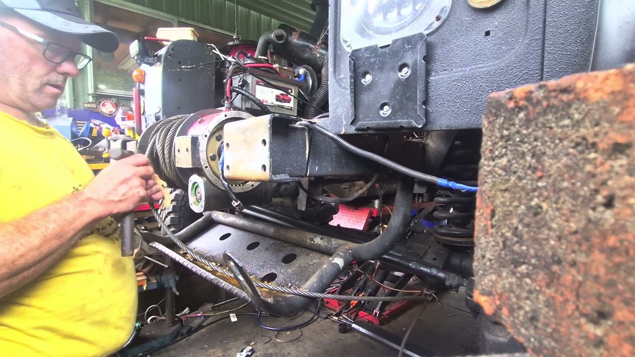 Making gaskets, #landrover #perentie #survive #4wd247rigs #automobile #mechanic #offroad #defender 