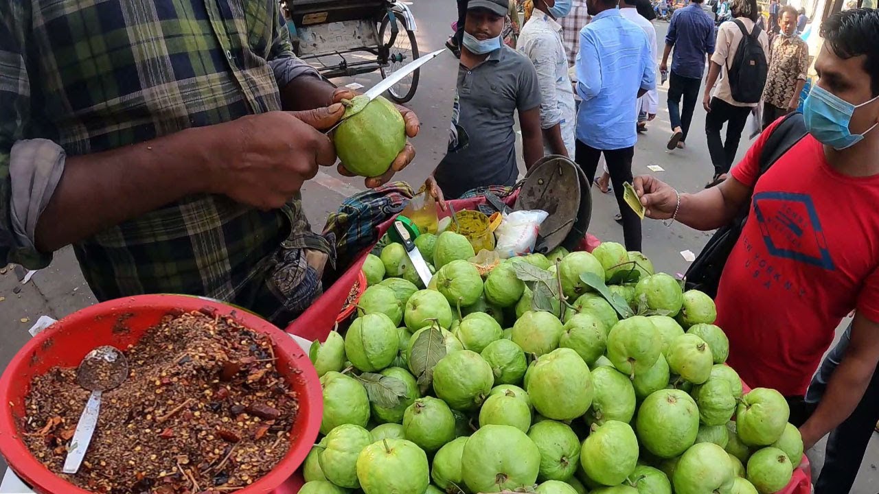 Tasty Masala Guava (Pyara)!| #BdStreetFood