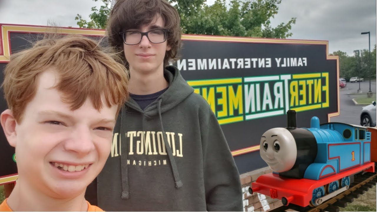 Thomas Talk is Live from Entertrainment Junction