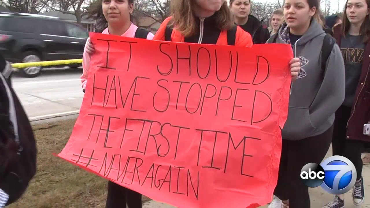 Schaumburg teens walkout of school to support Parkland