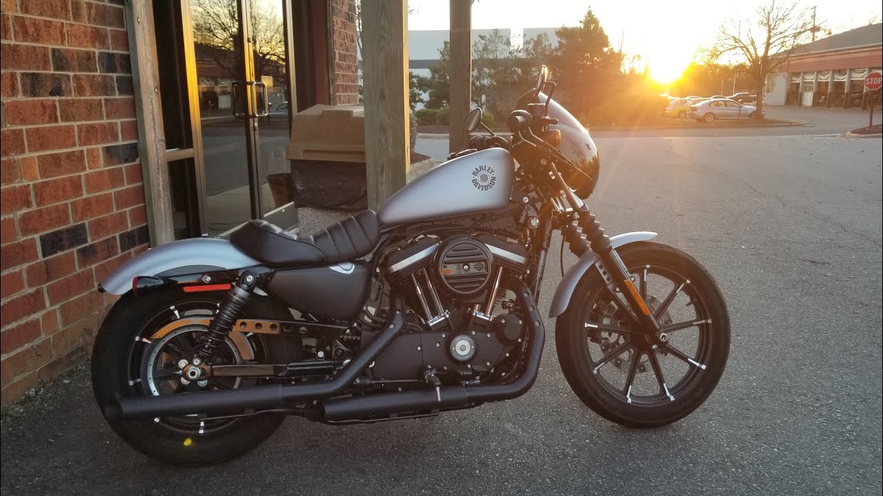 Обзор обтекателя Memphis Shades Cafe Fair 2020 Harley Davidson Iron 883 |