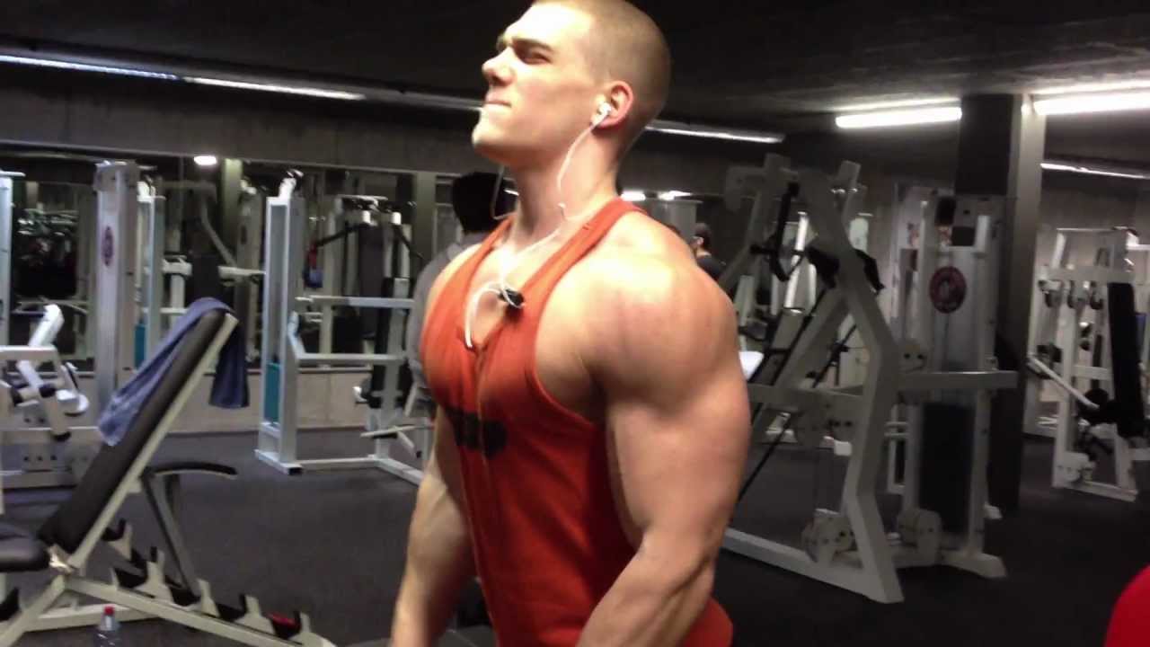 Natural Bodybuilder - Polska Genetics: Side Raises with 18kg dumbbells *NEW*