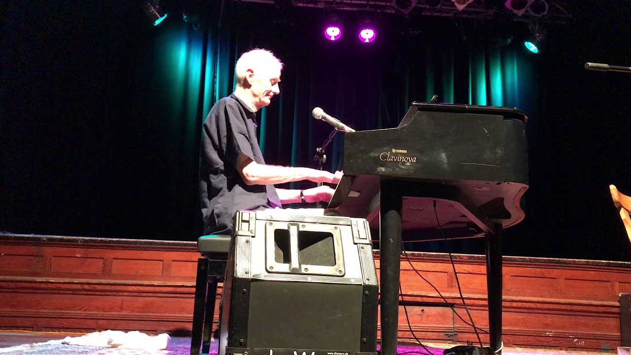 Peter Hammill - Refugees (Dortmund, Musiktheater Piano, 24 May 2018)