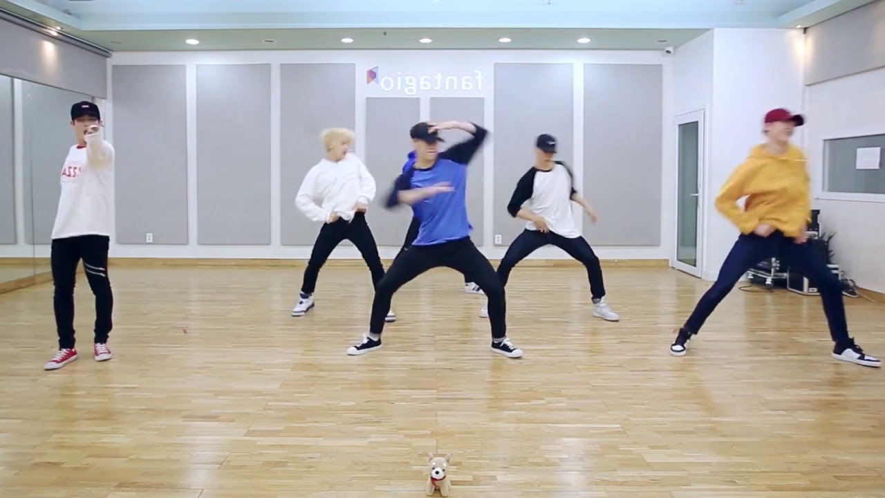 ASTRO (아스트로) - 숨바꼭질 (HIDE&SEEK) Dance Practice (Mirrored)