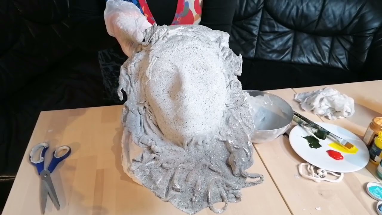 KÉZMŰVES FOGLALKOZÁS   gipszből maszk készítése (2021.02.05)