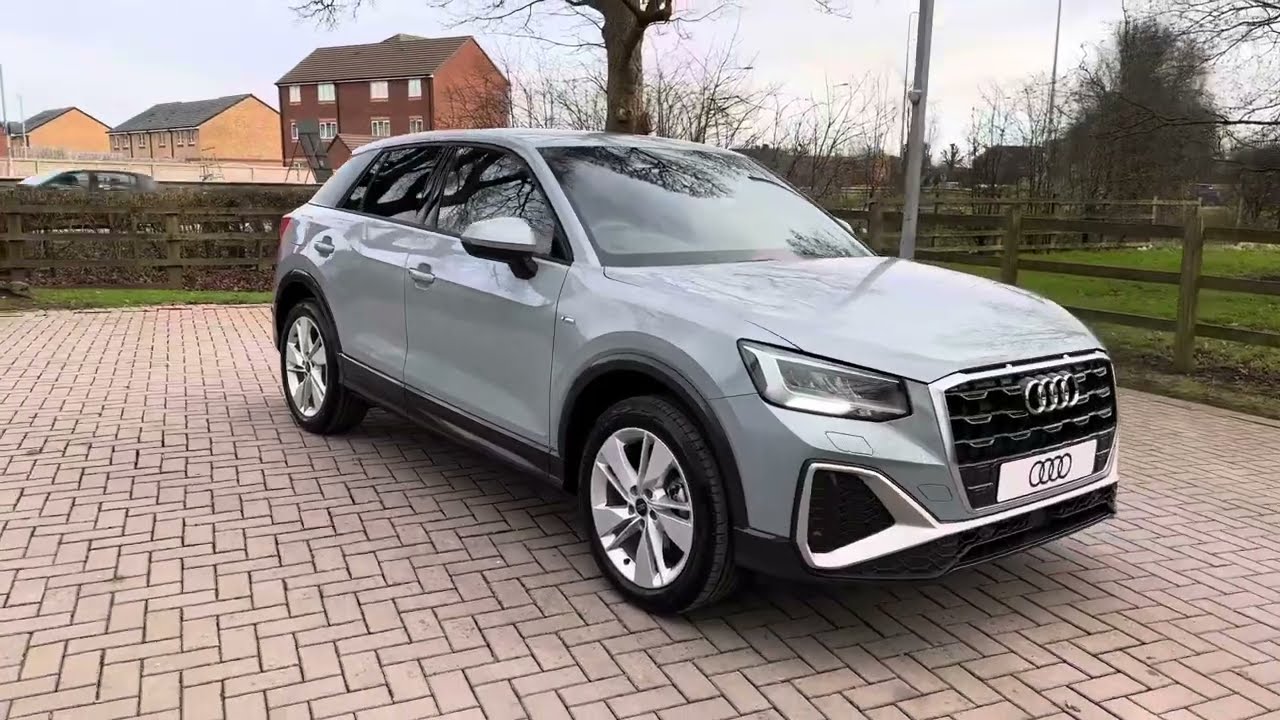 New Q2 Arrow Grey