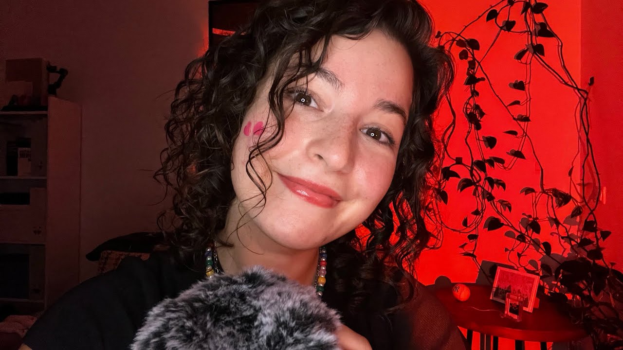 ANLAŞILMAYAN FISILTIYLA ASMR 💕🥱