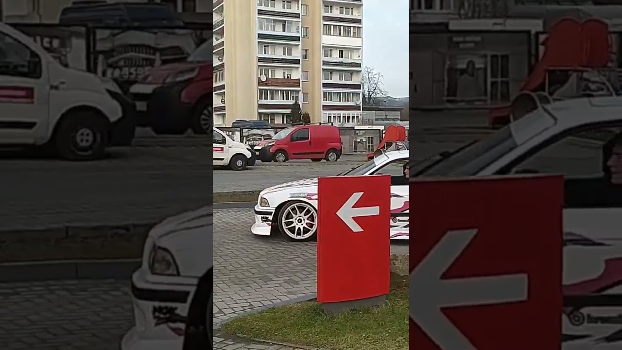 bmw bokiem lata 
