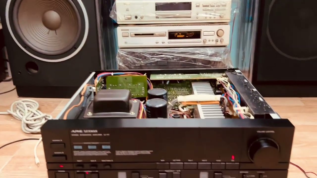 💎 SOLD Luxman LV-117 đẹp keng, tích hợp giải mã DAC, đánh 8 sò than, CS-300W, Lh: 0902661202