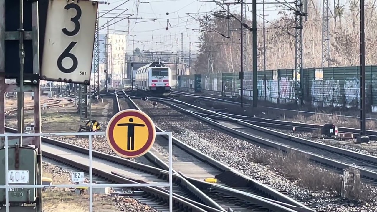 Zugverkehr in Braunschweig Hbf (feat. BR111)
