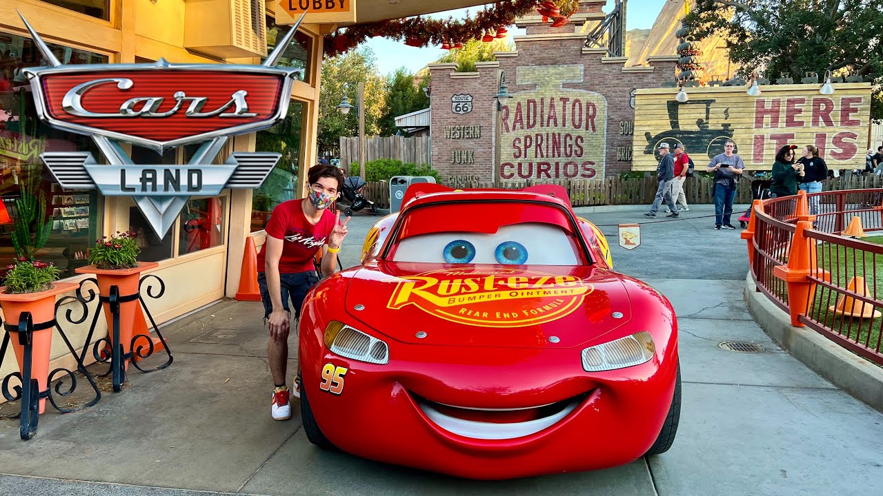 A Very Cars Land Christmas: Radiator Springs Holiday Season | Shopping, Rides, & More At DCA