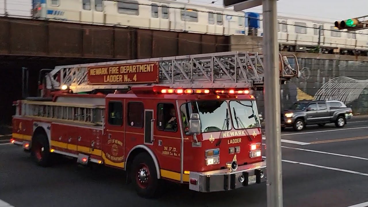 Newark Nj Fire Department Ladder 4 Responding Down Box 9-19-21