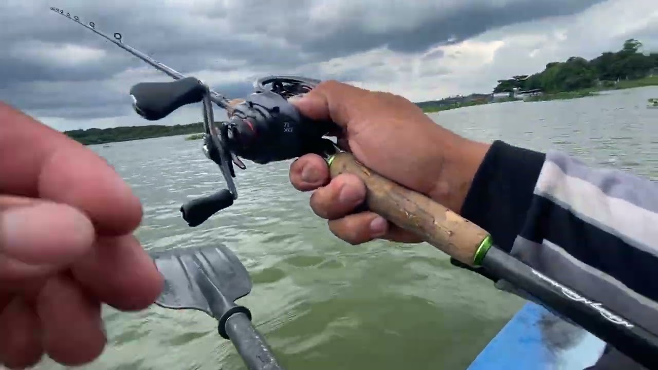 PESCARIA DE PIRANHA NO CAIAQUE EM Americana – AÇÃO O TEMPO TODO!