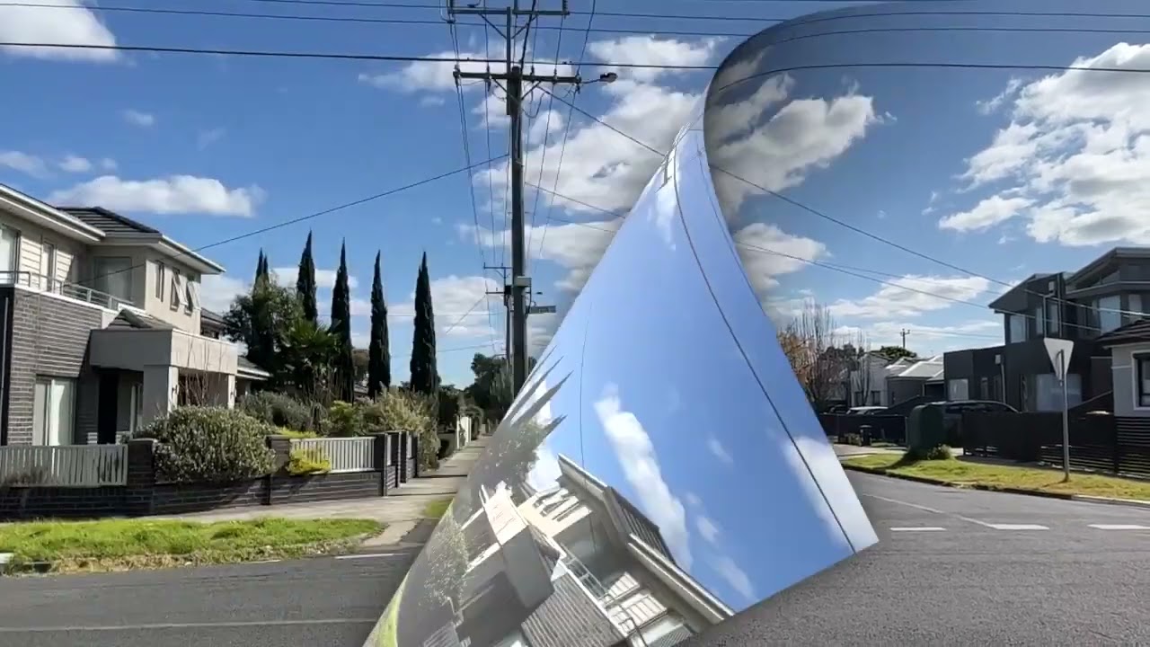 Suburban Street (2022)