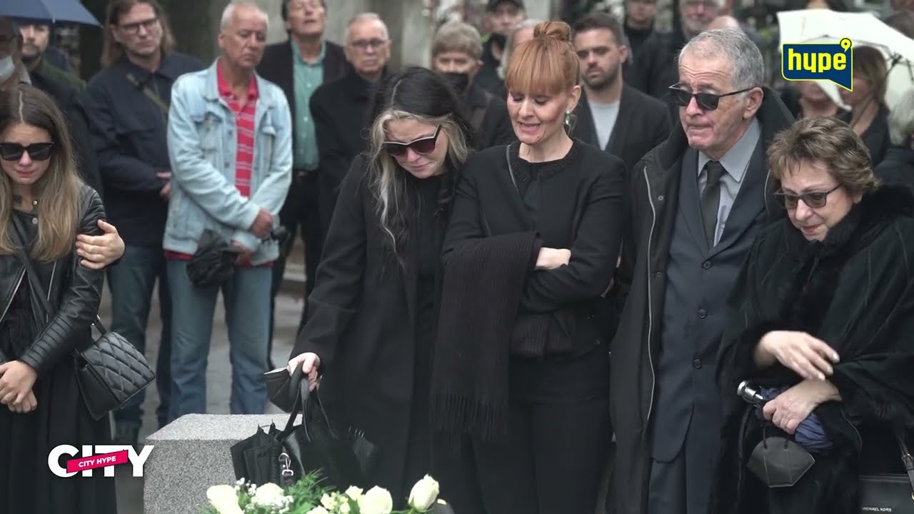 Aleksandra i Kristina Kovač se nisu pogledale na sahrani oca! Njegova smrt ih nije pomirila! IHYPETV