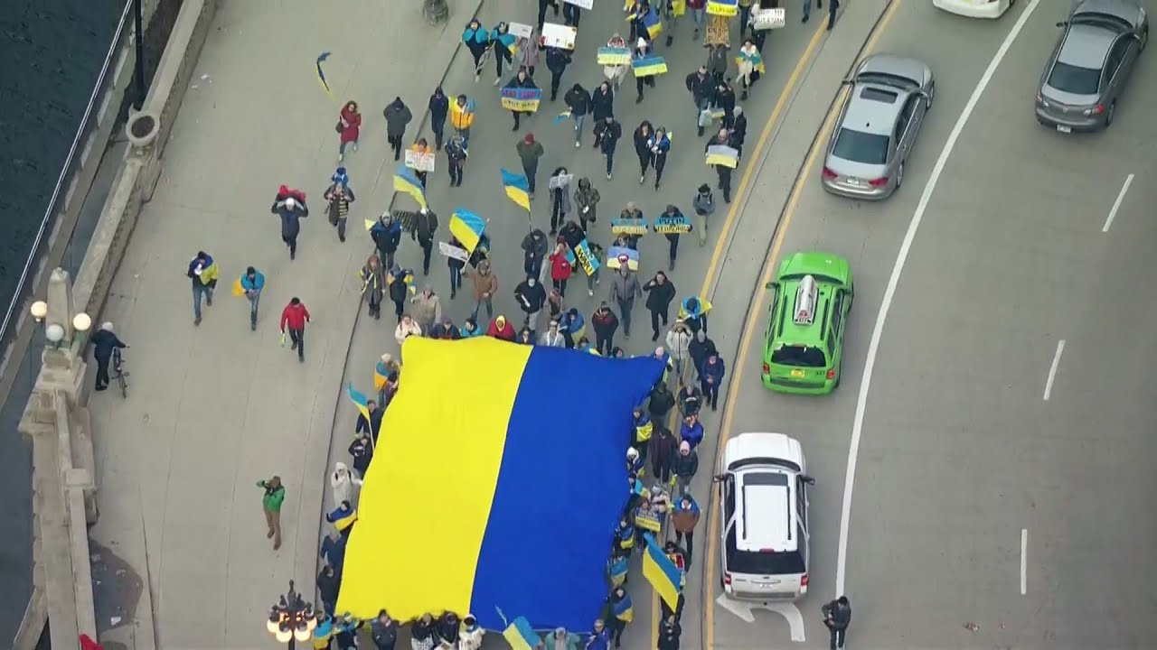 'Close The Skies': Thousands March Through Chicago In Support Of Ukraine