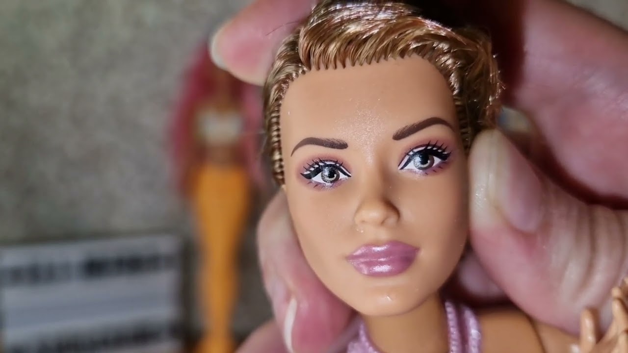 Barbie Looks Model 22 unboxing and review