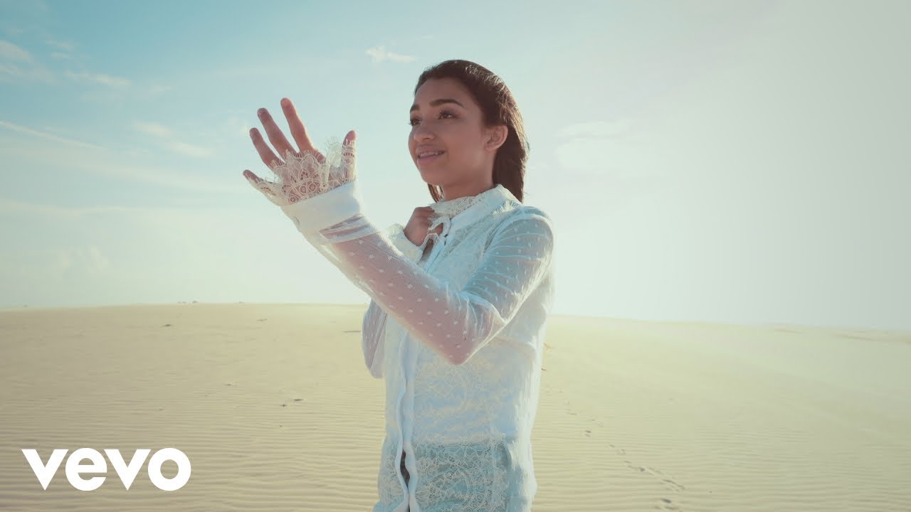 Lídia Carollini - Entre Pedras