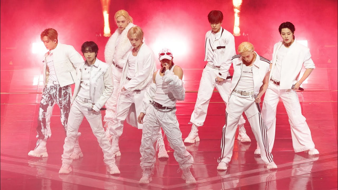 Stray Kids (스트레이 키즈) 'CEREMONY + S-Class + In My Head' 직캠 | KGMA • 251115