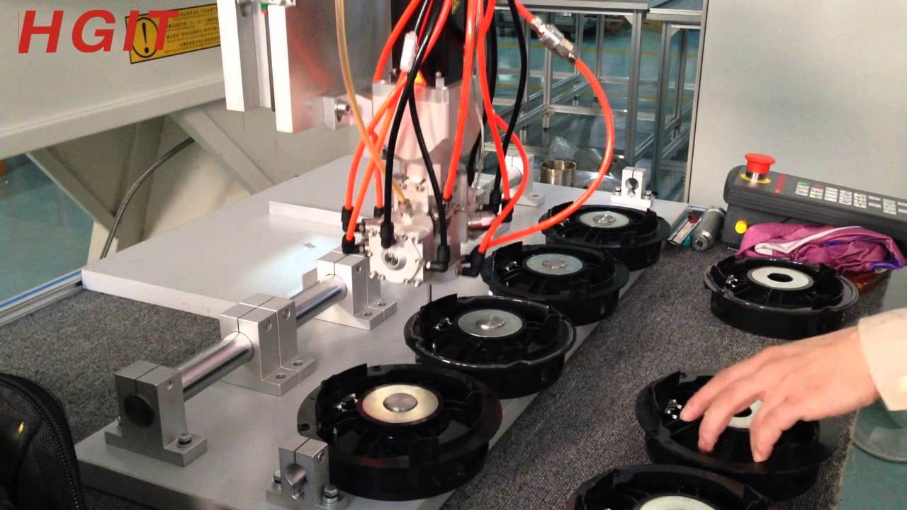 PU dispensing machine