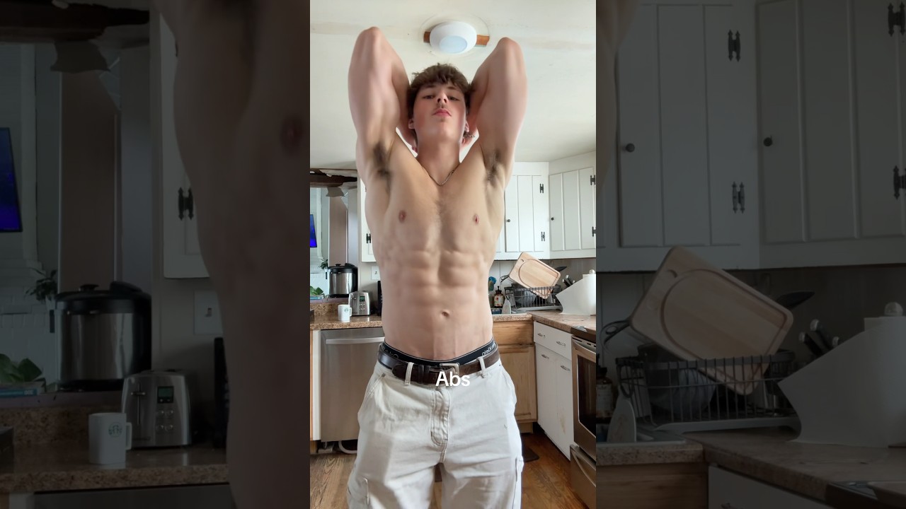 Is this genetics😳 #pose #bicep #lean #trendingshorts #viral #veins