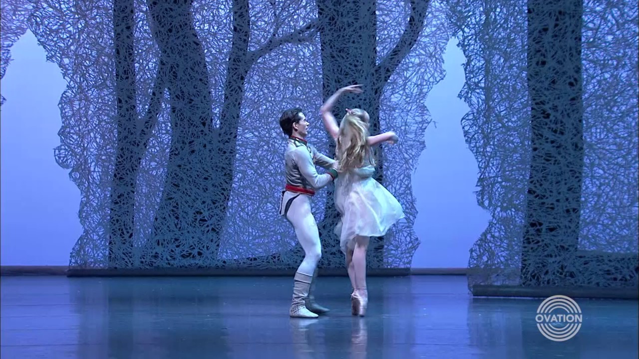 Semperoper Ballet: Battle of the Nutcrackers 2016