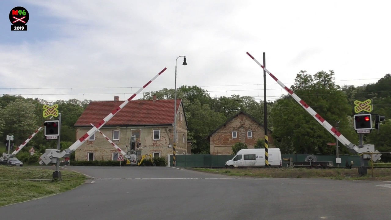 Železniční přejezd Štětí [P2948] - 31.5.2019 / Czech railroad crossing
