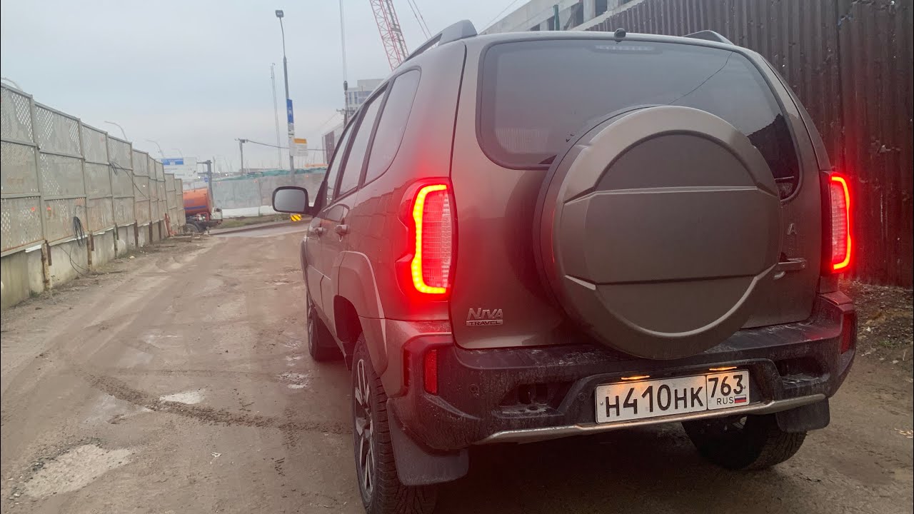 90 сил 1.8 - максимальная скорость на трассе Lada Niva Travel / Лада Нива Тревел на пределе! 