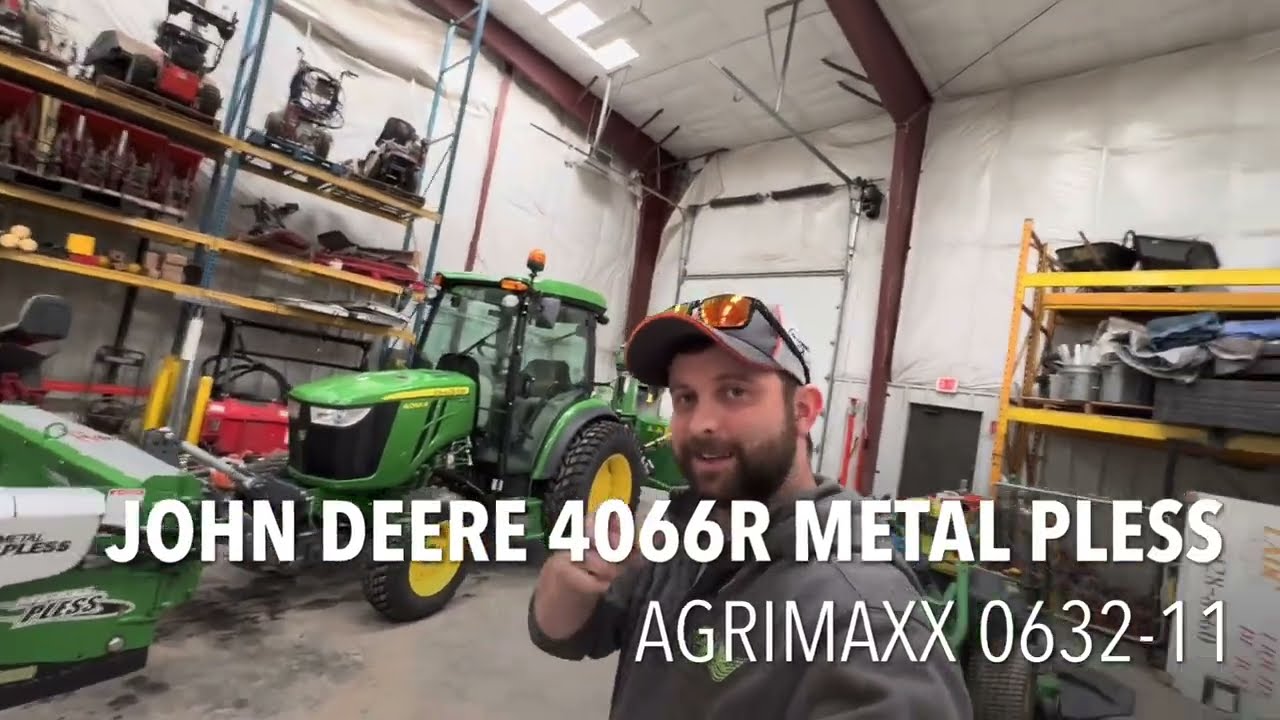 How we setup our snow tractors! John Deere 4066r - Metal Pless Agrimaxx 0627-11 Snow Removal