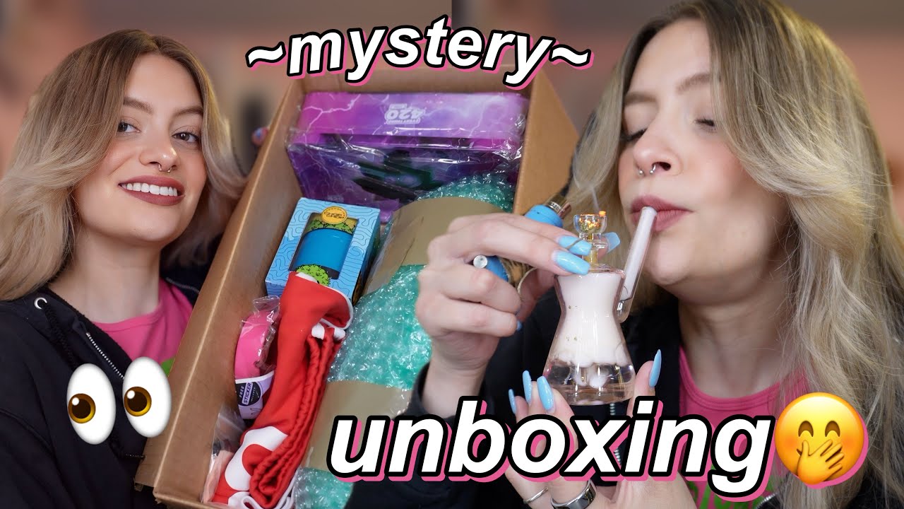 unboxing a PINK mystery box 💕