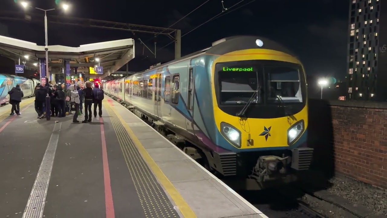Class 185 departing