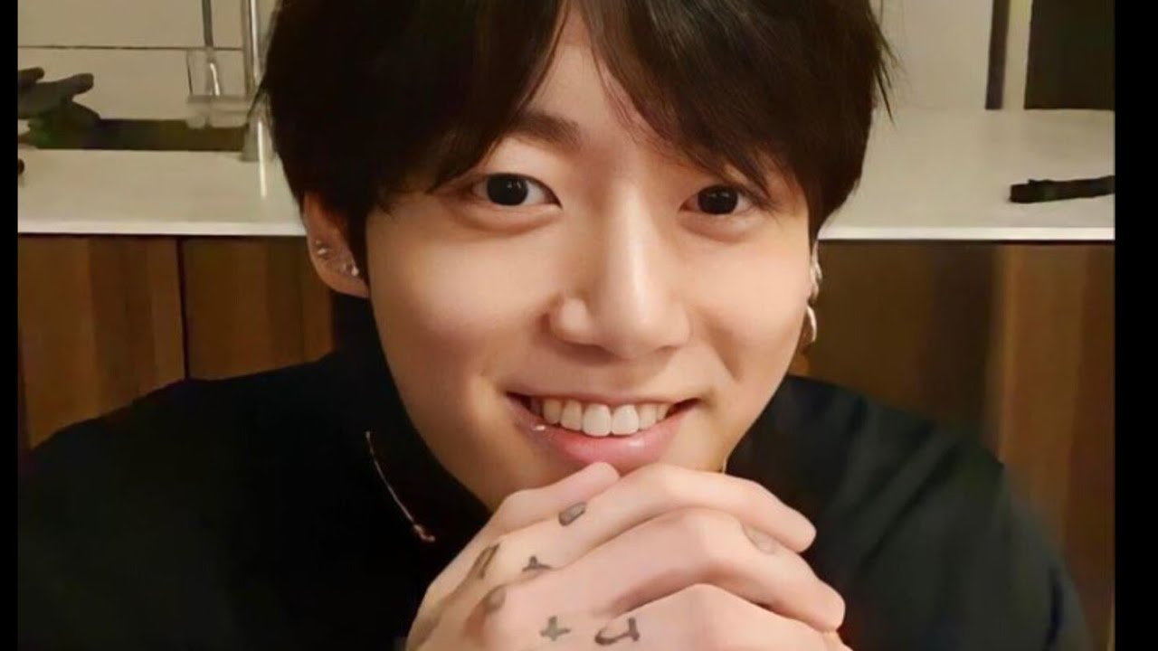 ♡jungkook is live!🔴 hello BTS armies 🤗